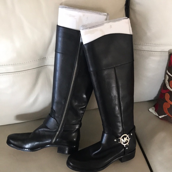 MK BOOTS - Picture 2 of 5